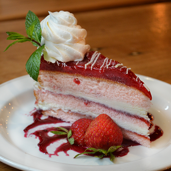 strawberry-sensation-cake