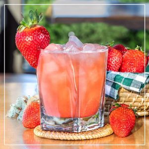 Harrys-2025-SPR-Cocktails-WebImage-StrawberrySmash